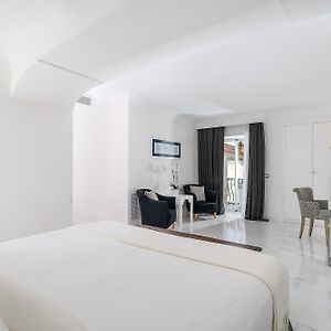 Studio con letto king size